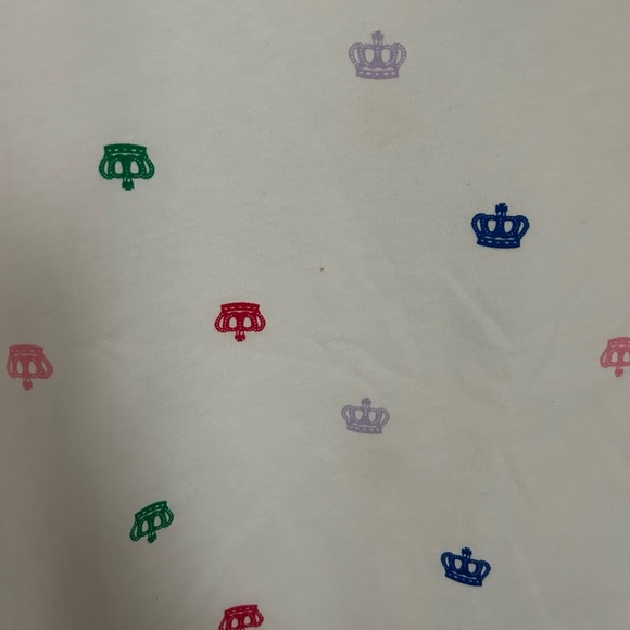 Juicy by Juicy Couture Vintage Crowns Graphic Tee - Picture 3 of 3